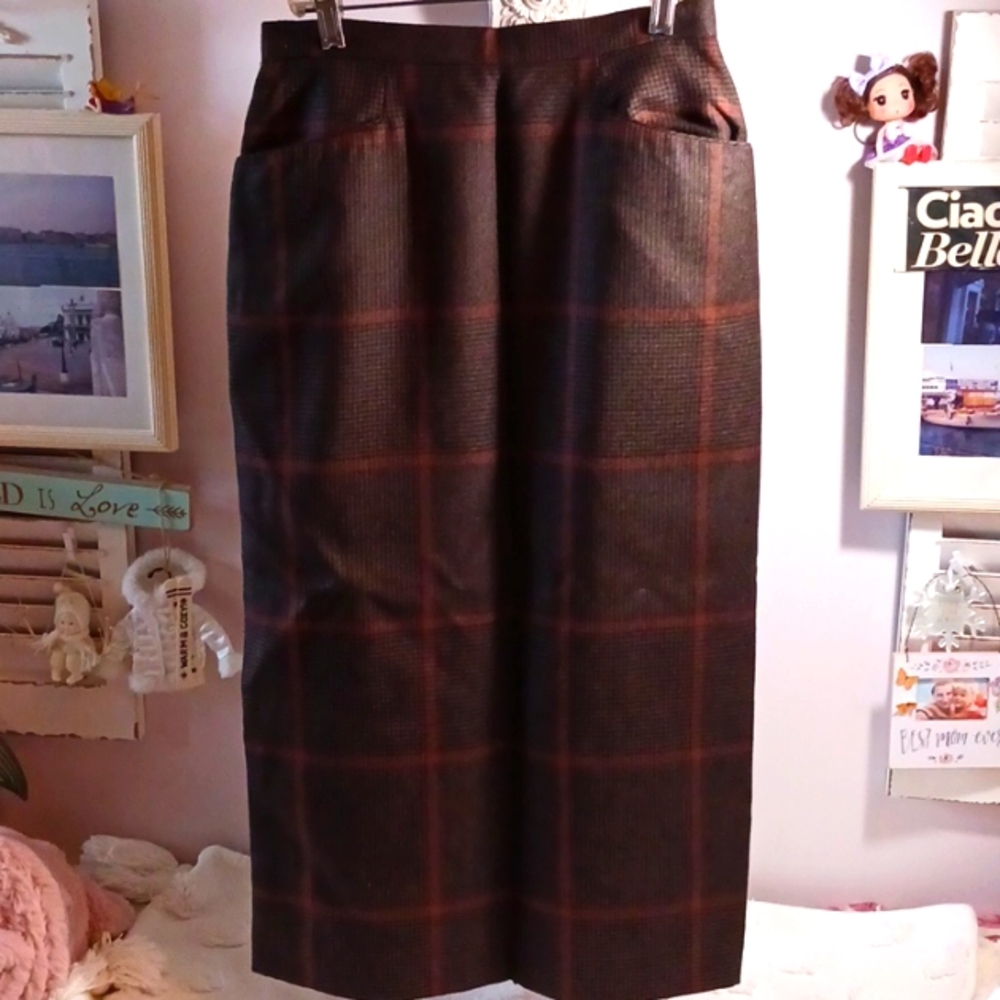 Sir for Her Plaid Pencil Wool Skirt. 10